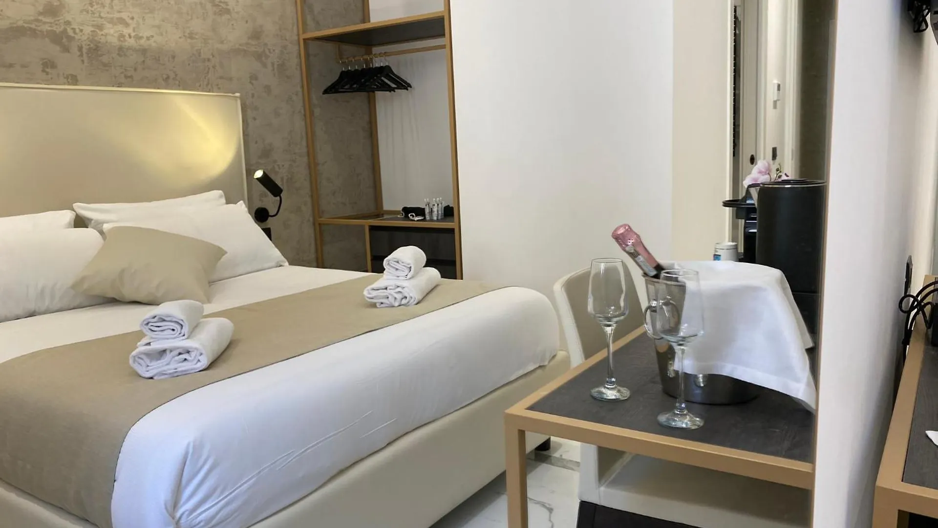 Suite Croce Roma