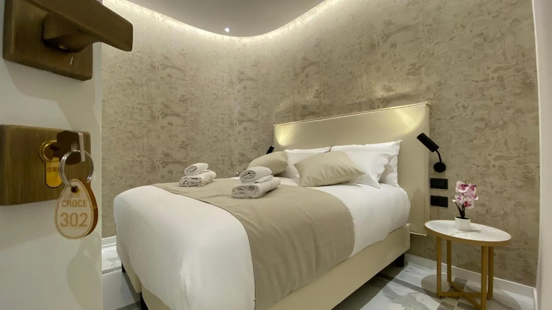 Suite Croce Rome Italy