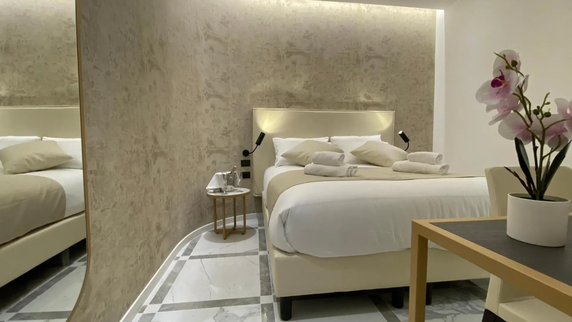 Guest house Suite Croce Rome Italy